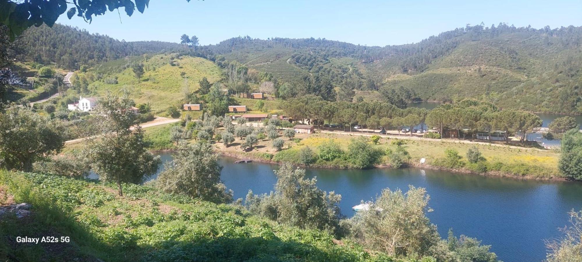 Aldeia Do Mato Guesthouse מראה חיצוני תמונה