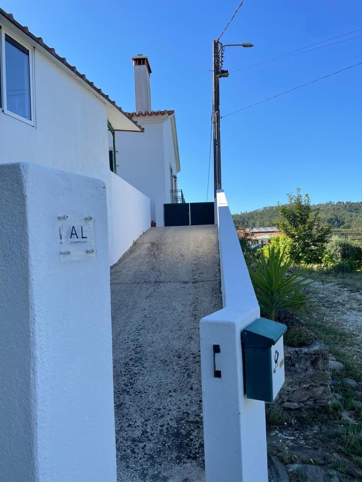 Aldeia Do Mato Guesthouse מראה חיצוני תמונה